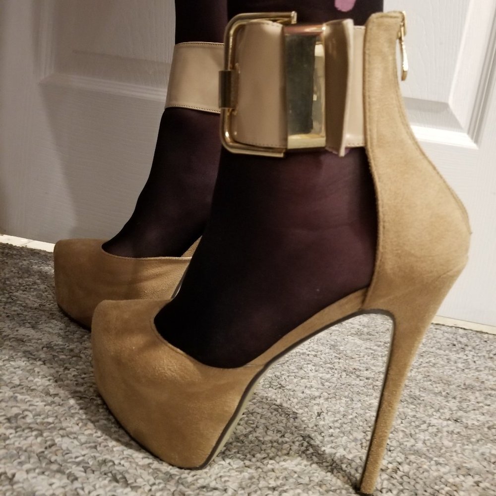 7 Inch Platform Heels With Big Ankle Cuff